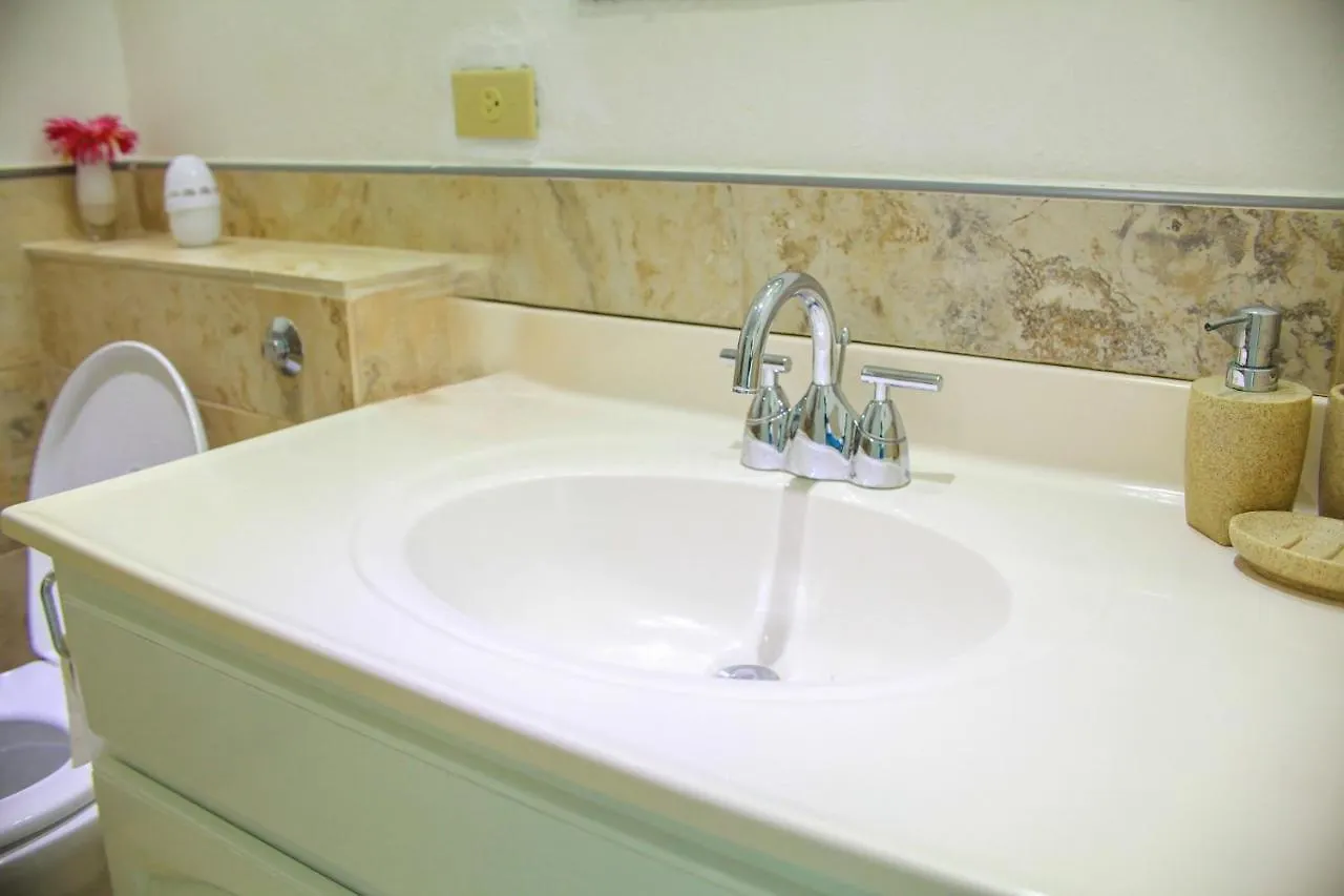 Villa Nazareth Jolly Harbour 0*,